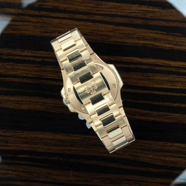 Patek Philippe Nautilus 7010/1R-011 Image 3